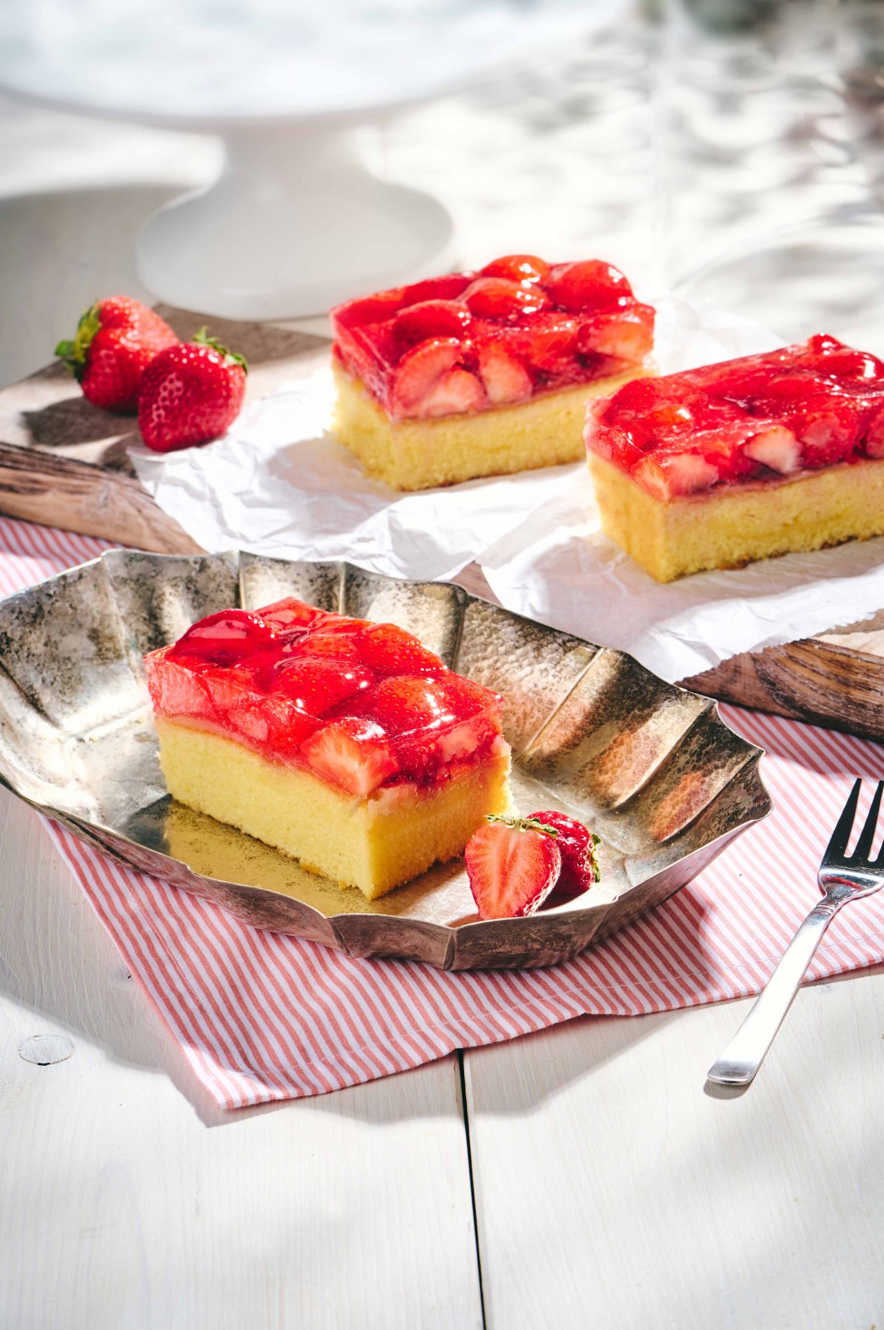 Erdbeerschnitte - Schäfer Dein Bäcker